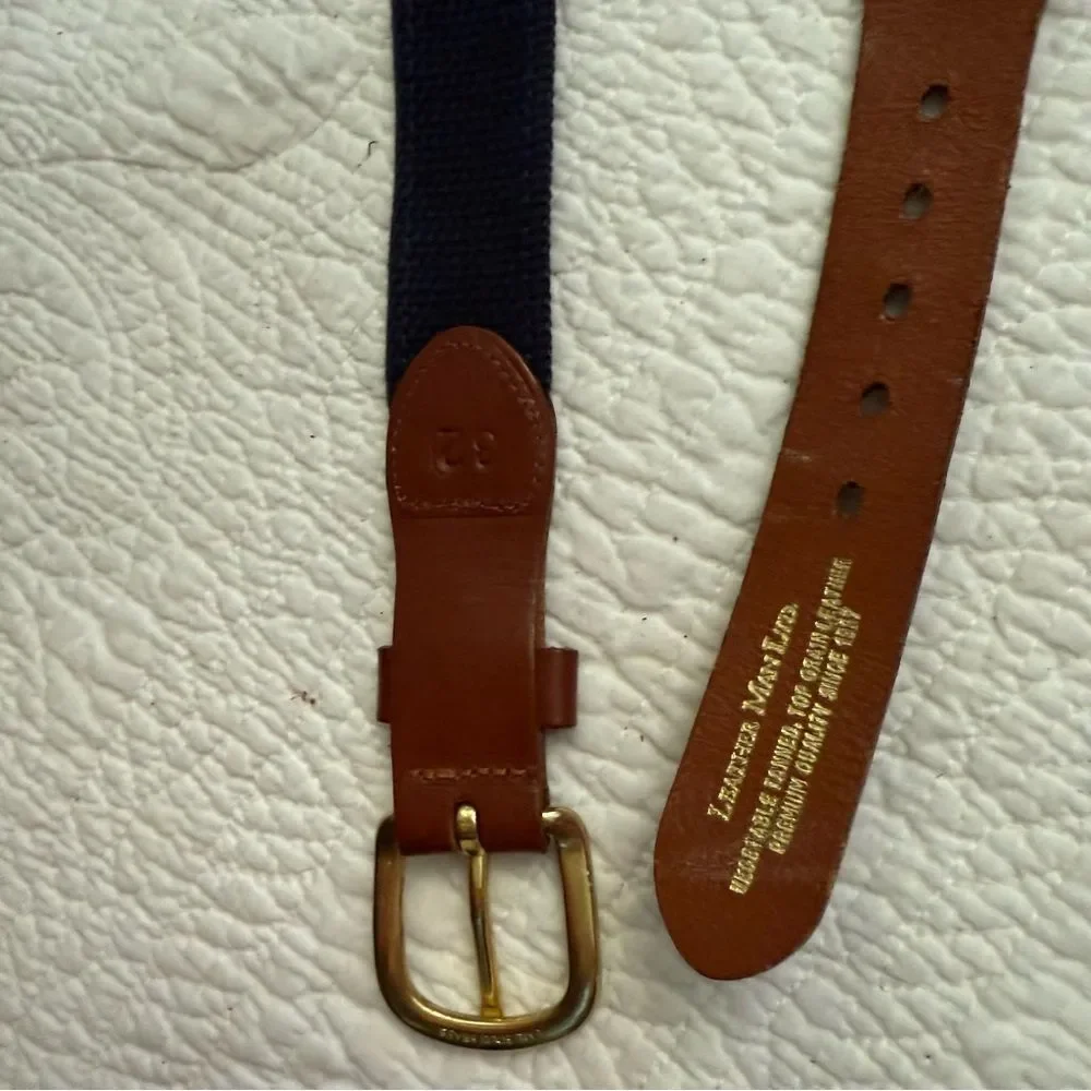 Leatherman Limited Youth belt 32 Stylish Navy Belt with North Carolina logo